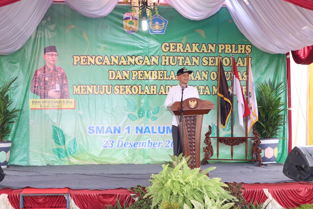 GERAKAN PBLHS, PENCANANGAN HUTAN SEKOLAH OLEH BUPATI JEPARA