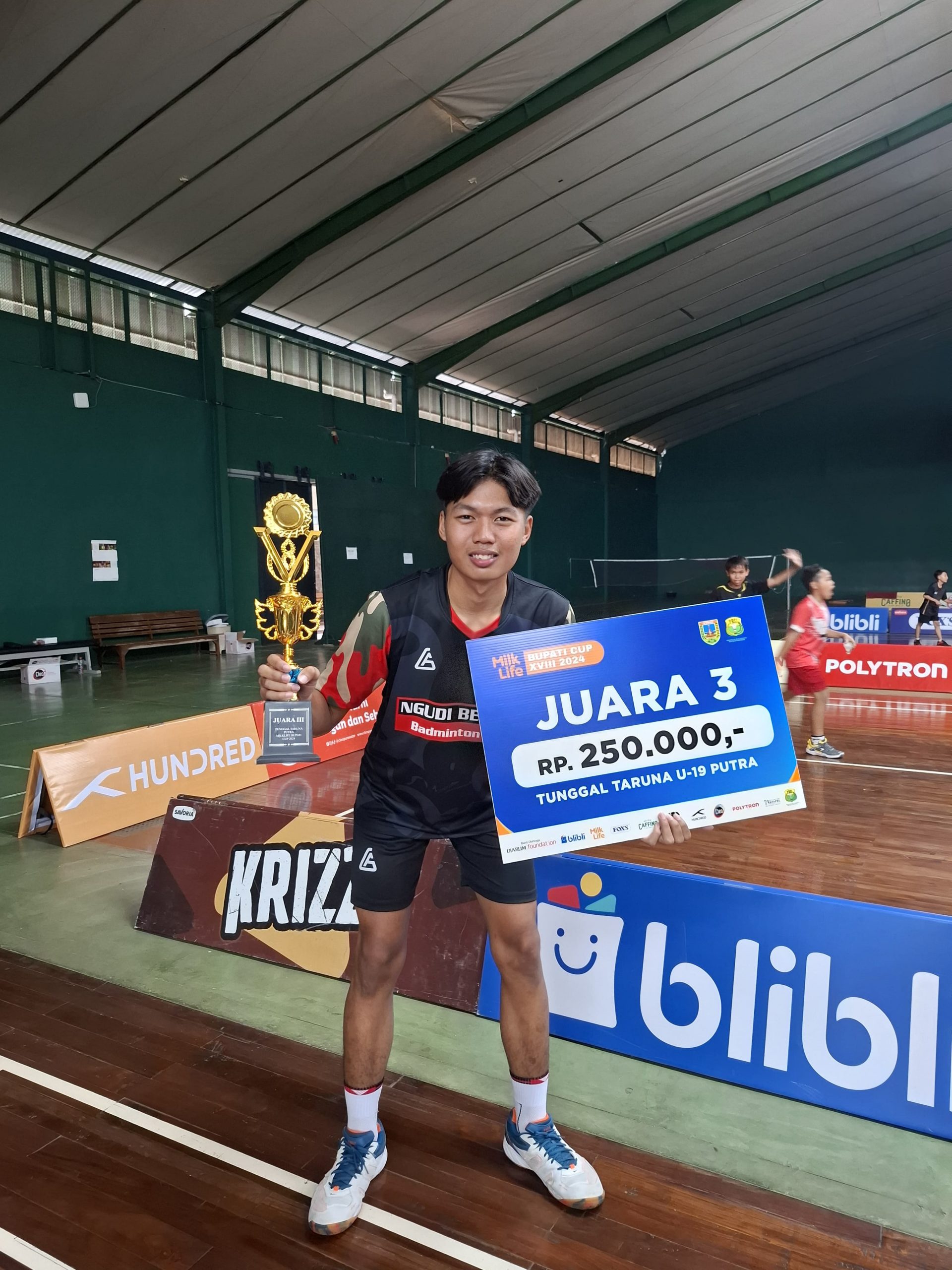 Juara 3 Lomba Bulutangkis Bupati Cup 2024